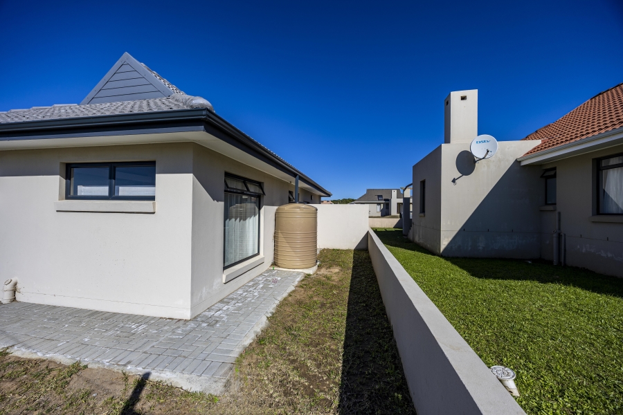 3 Bedroom Property for Sale in Kidds Beach Eastern Cape